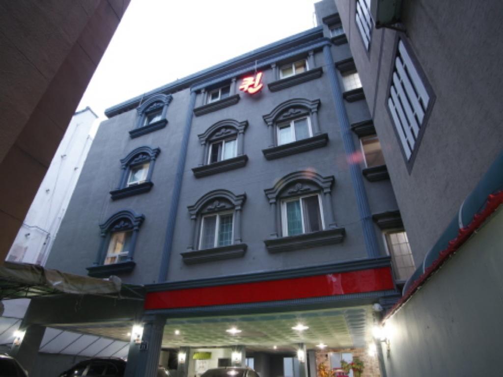 Hotel Queen Ciudad Metropolitana de Ciudad Metropolitana de Busan Exterior foto